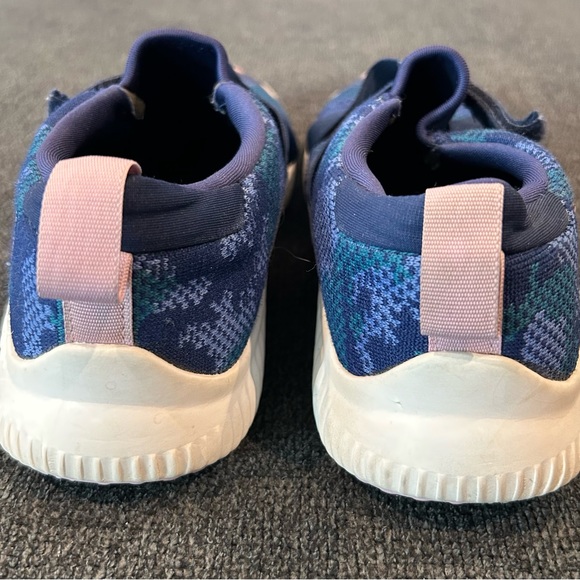 Adidas Womens  FortaRun Size 5.5 - Picture 3 of 8